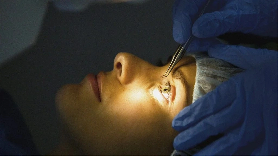Cheap Laser Eye Surgery Could Cost You More Than Money