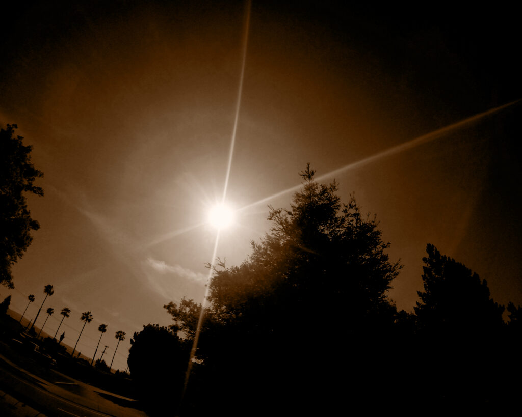 Halos and glare in low-light conditions