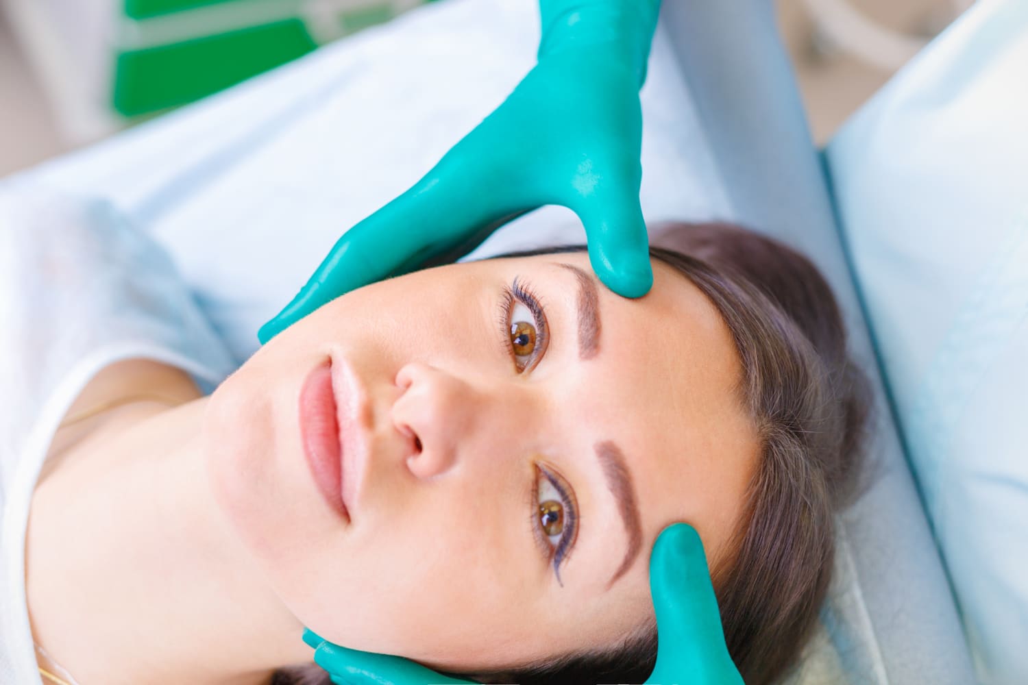 SMILE vs LASIK Cost: Which Eye Surgery Gives Better Value?